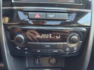 SUZUKI Vitara usata, con Autoradio digitale
