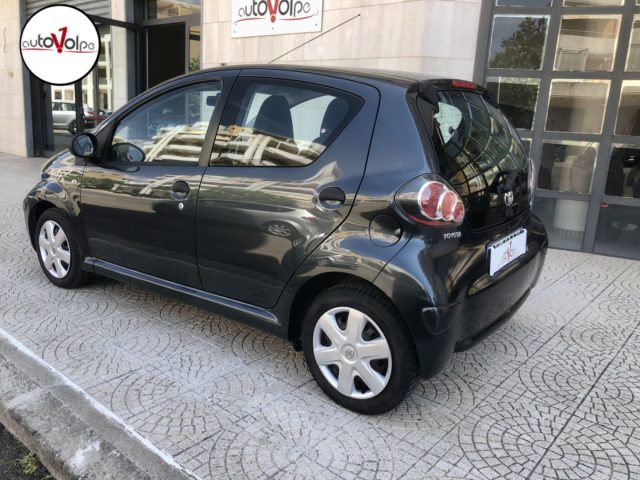 TOYOTA Aygo usata, con Alzacristalli elettrici
