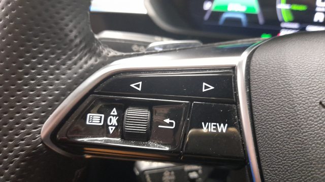 AUDI e-tron usata 29
