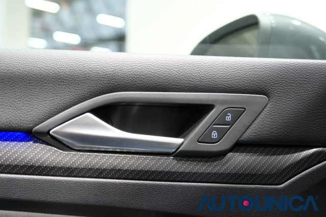 VOLKSWAGEN Golf usata, con Frenata d