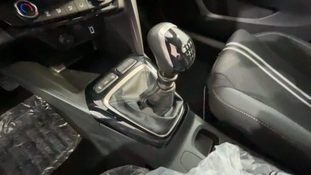 OPEL Corsa usata, con Fari LED