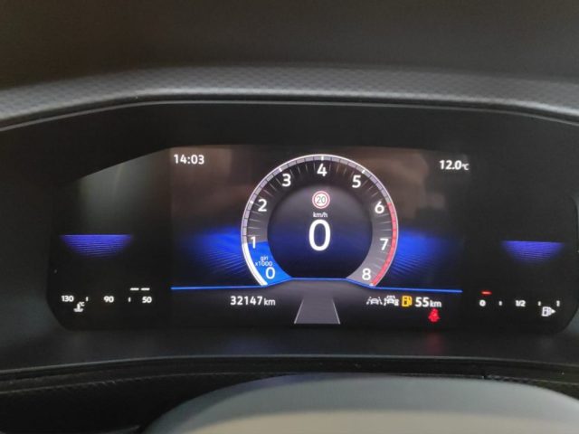 VOLKSWAGEN T-Cross usata 10