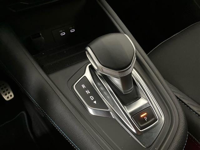 RENAULT Captur usata 26