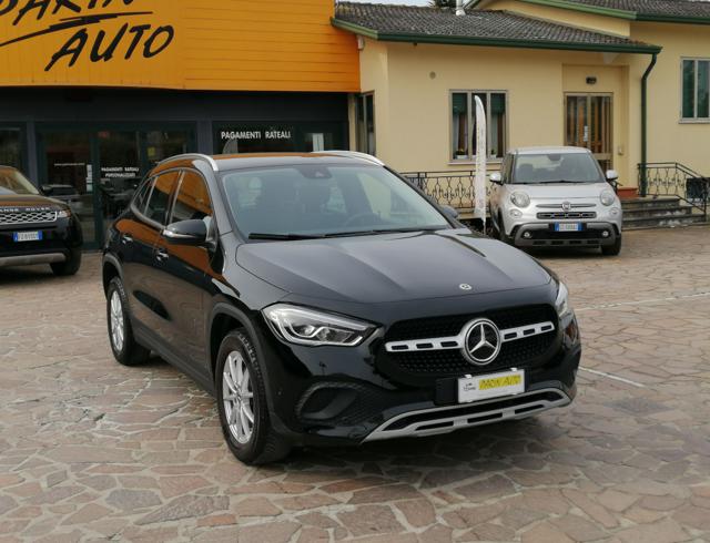 MERCEDES-BENZ GLA 180 usata, con Autoradio