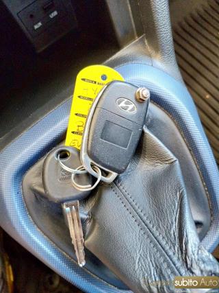 HYUNDAI i10 usata 28