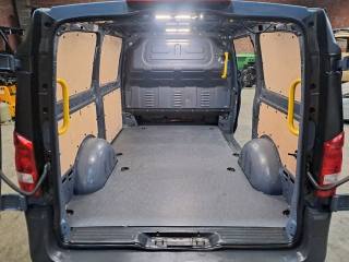 MERCEDES-BENZ Vito usata, con ESP