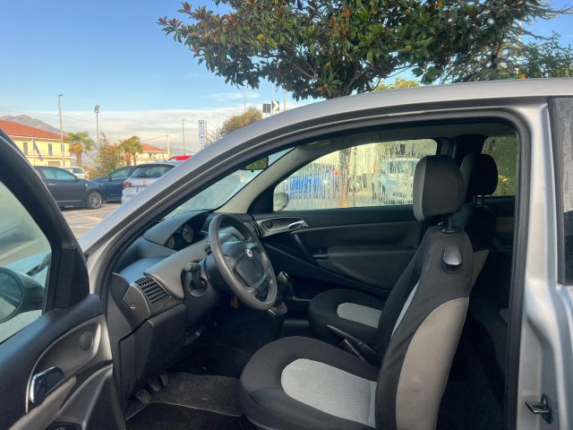 LANCIA Ypsilon usata, con Autoradio