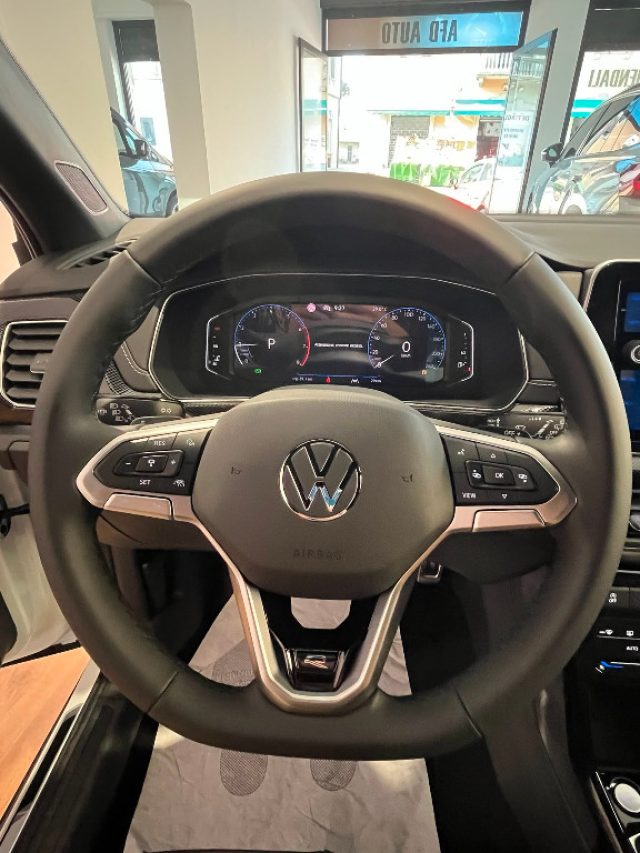 VOLKSWAGEN T-Cross usata, con ESP