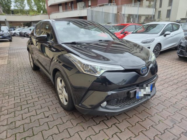 TOYOTA C-HR usata, con Autoradio