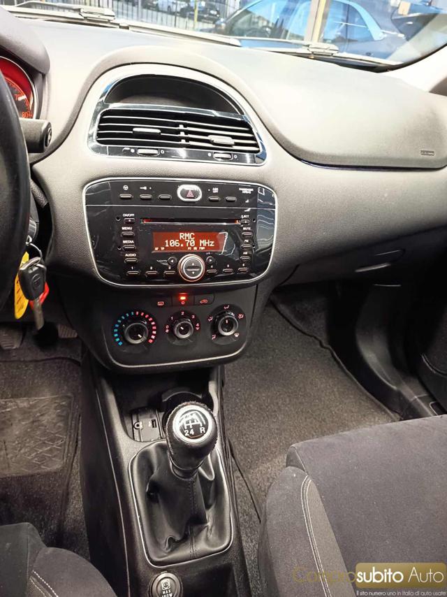 FIAT Punto usata, con Specchietti laterali elettrici