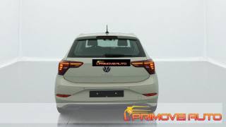 VOLKSWAGEN Polo usata, con Autoradio