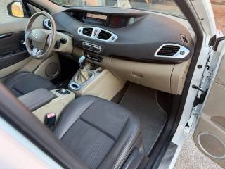 RENAULT Scenic usata, con Bracciolo