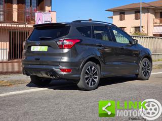 FORD Kuga usata, con Leve al volante