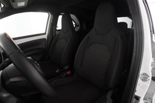 TOYOTA Aygo X usata 1