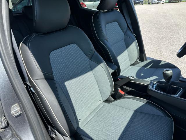 RENAULT Clio usata, con Interni in pelle