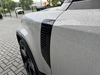 LAND ROVER Defender usata, con Climatizzatore