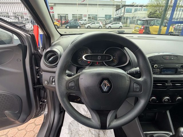 RENAULT Clio usata, con Alzacristalli elettrici
