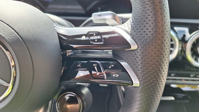 MERCEDES-BENZ A 35 AMG usata, con Sedili sportivi