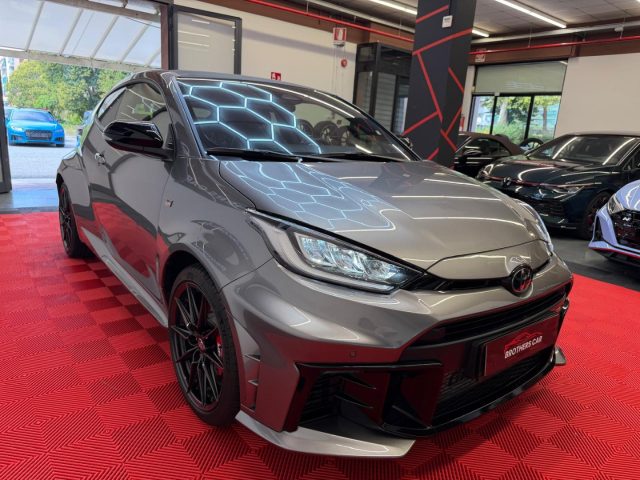 TOYOTA Yaris usata, con Airbag laterali