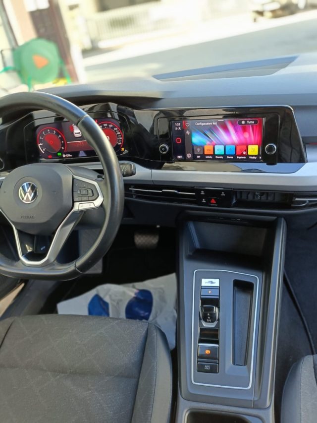 VOLKSWAGEN Golf usata, con Controllo trazione