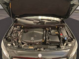 MERCEDES-BENZ GLA 200 usata, con Park Distance Control