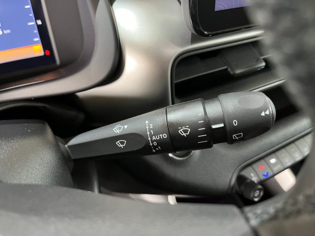 JEEP Avenger usata, con Portellone posteriore elettrico