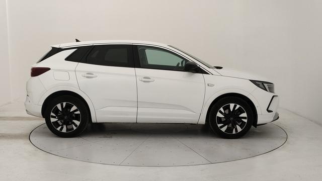OPEL Grandland usata, con Autoradio