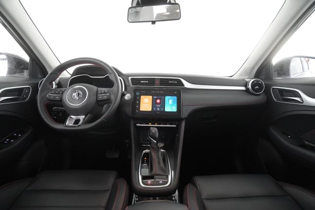 MG ZS usata 10