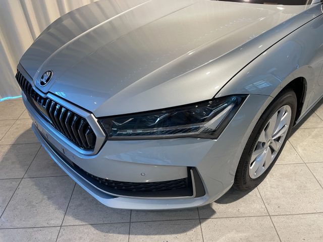 SKODA Superb usata, con Servosterzo