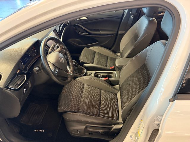 OPEL Astra usata, con Controllo trazione