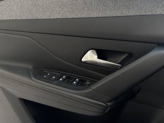 PEUGEOT 308 usata, con Touch screen