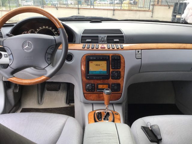 MERCEDES-BENZ S 500 usata, con Autoradio