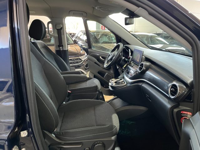 MERCEDES-BENZ V 220 usata, con Luci diurne LED