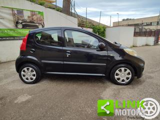 PEUGEOT 107 usata, con Alzacristalli elettrici