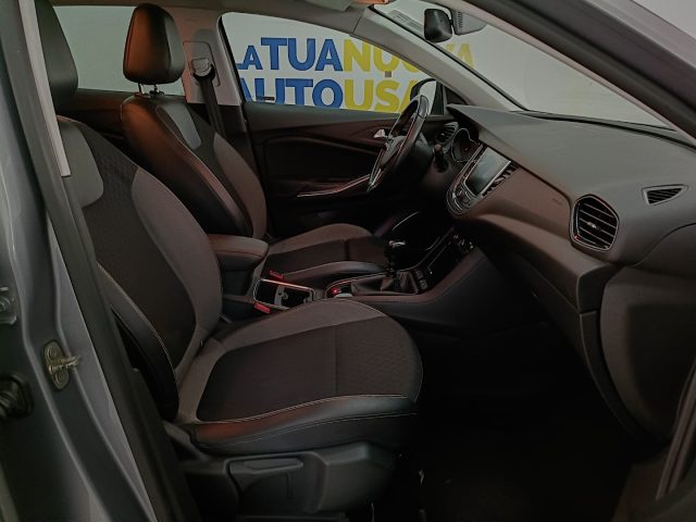 OPEL Grandland X usata, con Climatizzatore automatico, 2 zone