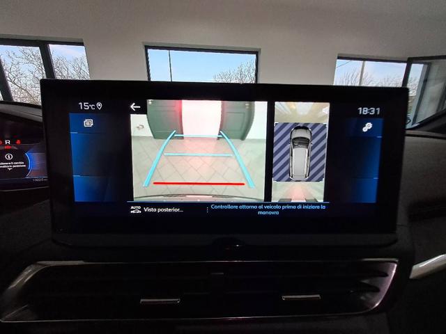 PEUGEOT 5008 usata, con Park Distance Control