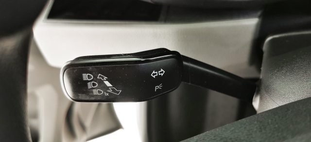 VOLKSWAGEN Caravelle usata 51