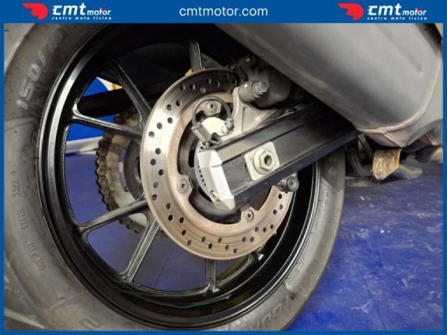 SUZUKI V-Strom 650 usata 9