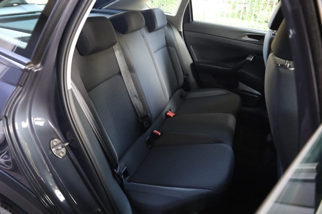 VOLKSWAGEN Taigo usata 81