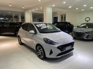 HYUNDAI i10 usata, con Airbag laterali