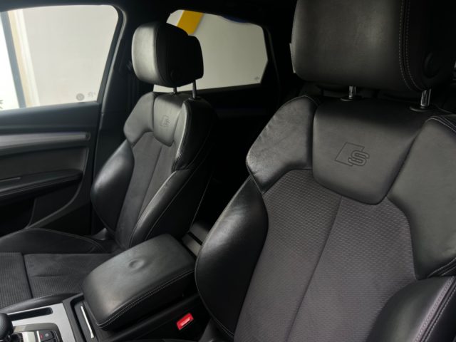 AUDI Q5 usata, con Volante in pelle