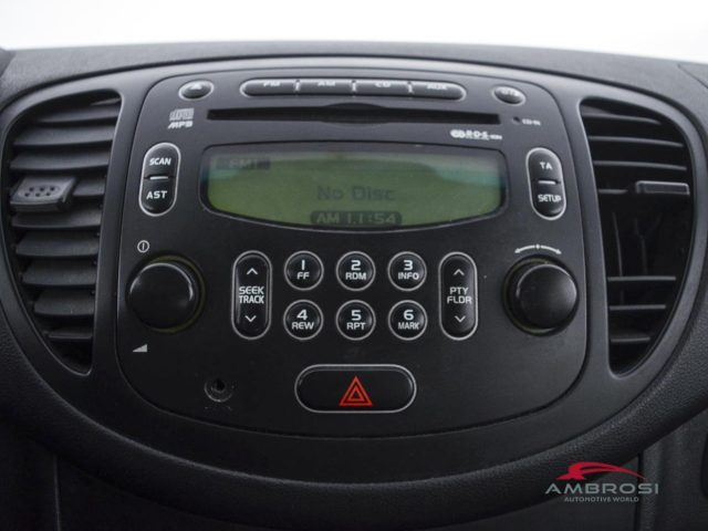 HYUNDAI i10 usata 14
