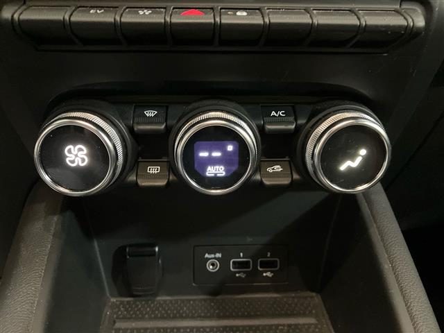 RENAULT Captur usata, con Isofix