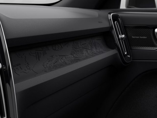 VOLVO EX40 usata, con Climatizzatore