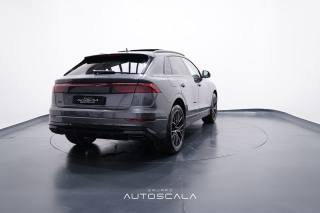 AUDI Q8 usata, con Alzacristalli elettrici