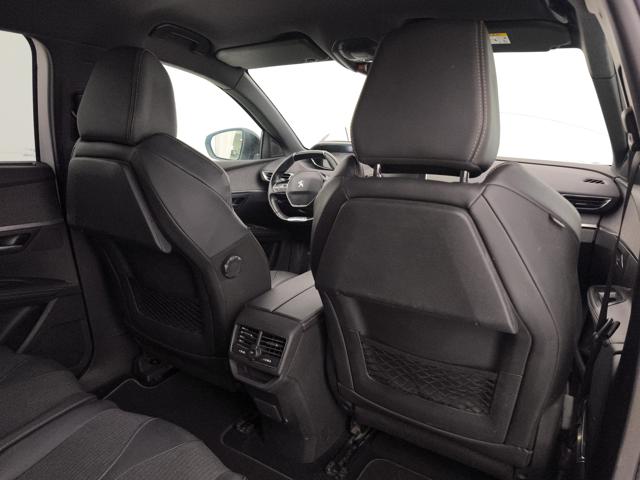 PEUGEOT 5008 usata, con Autoradio digitale