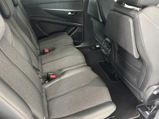 PEUGEOT 5008 usata, con Volante in pelle