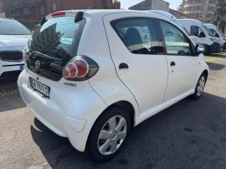 TOYOTA Aygo usata, con Alzacristalli elettrici