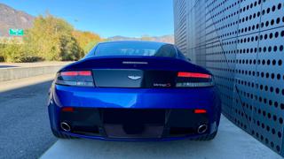ASTON MARTIN Vantage usata, con Autoradio