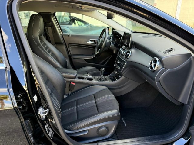 MERCEDES-BENZ GLA 180 usata, con Cruise Control